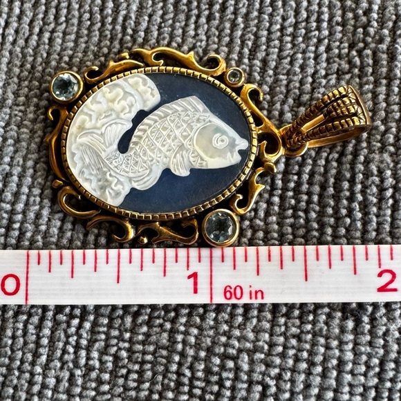 Jumping fish cameo pendant- bronze, blue topaz, and shell - Picture 6 of 7